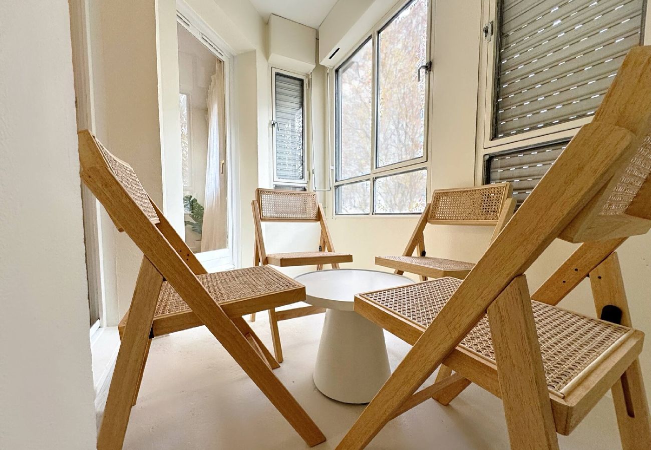 Appartement à Lyon - Z2 🟨 PARADIGME
