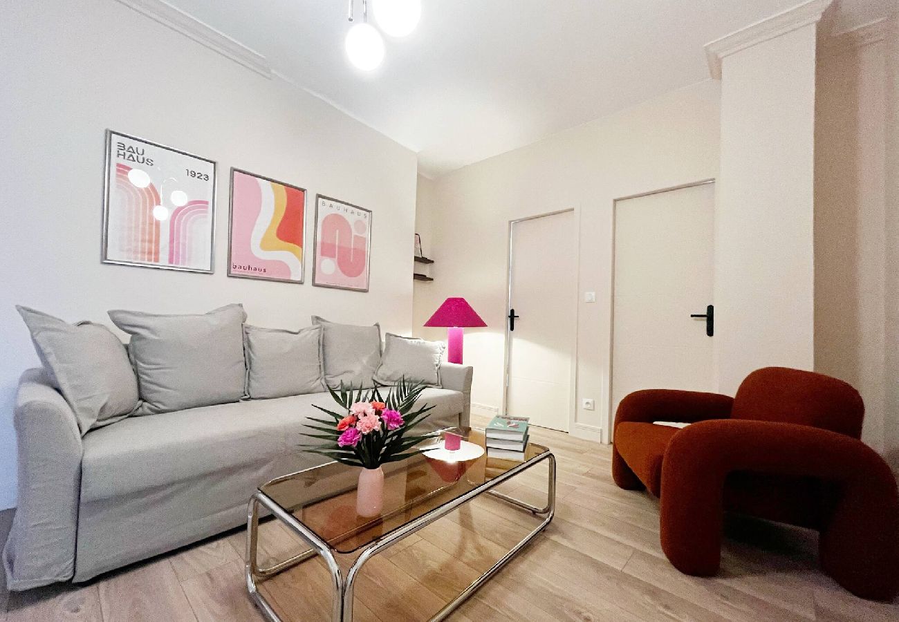 Appartement à Lyon - Z2 🟨 KALAHARI