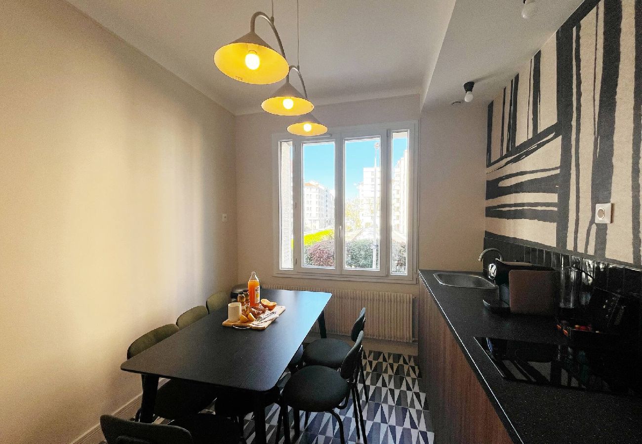 Appartement à Lyon - Z2 🟨 KALAHARI