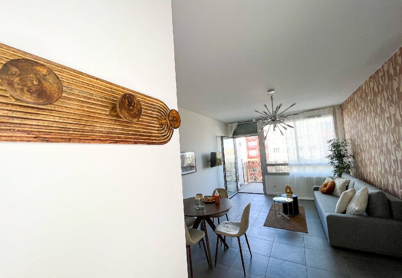 Appartement à Villeurbanne - Ωz HELENA