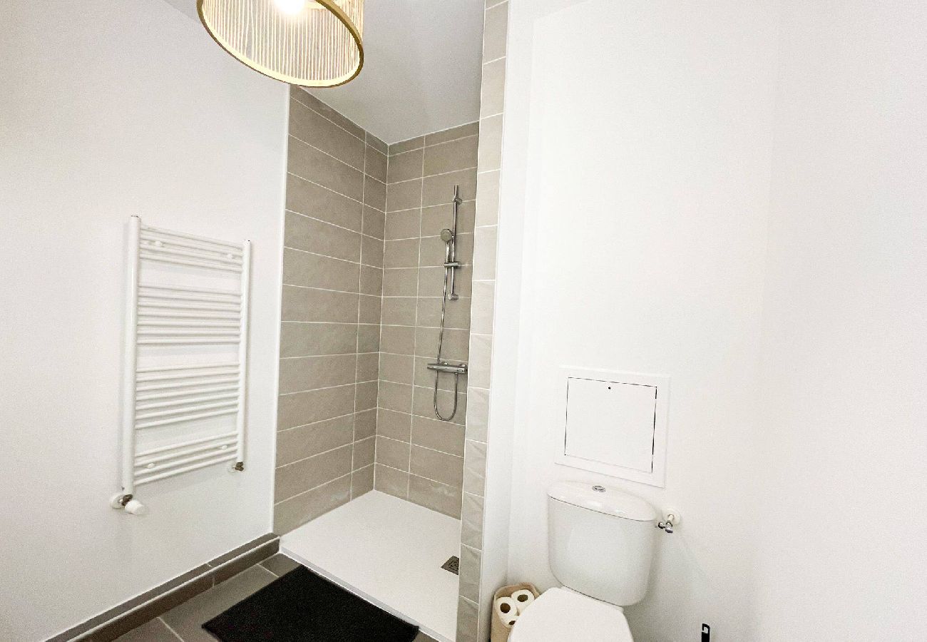 Appartement à Villeurbanne - Ωz HELENA