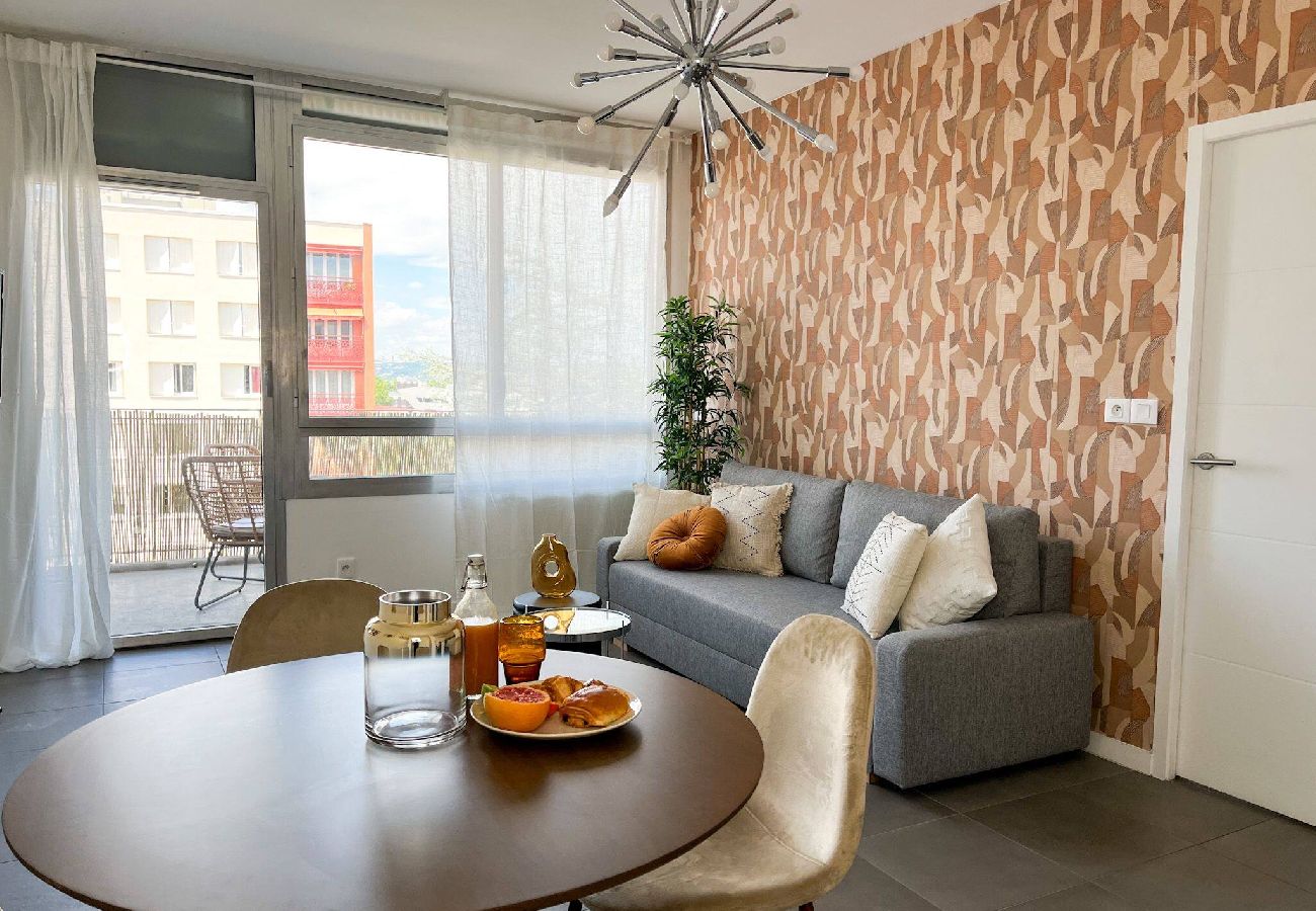 Appartement à Villeurbanne - Ωz HELENA