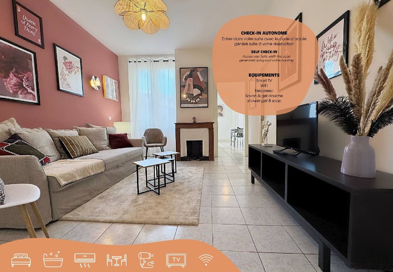Appartement à Lyon - Z5 🟥 WUTAI