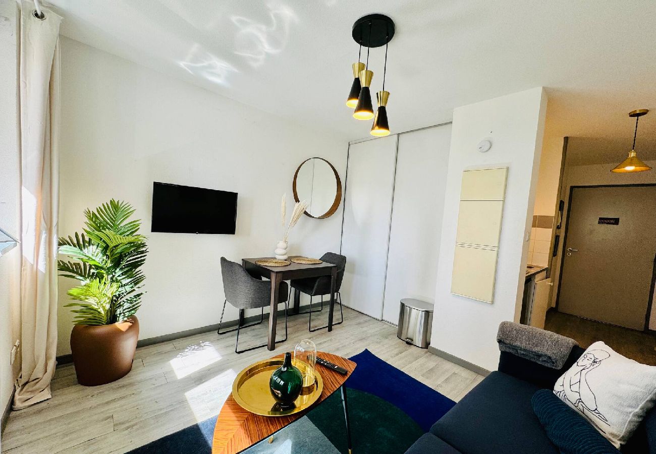 Appartement à Lyon - Z3 🟦 BAHIA