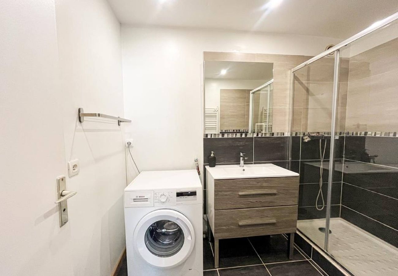 Appartement à Villeurbanne - Z3 🟦 BASTIDE