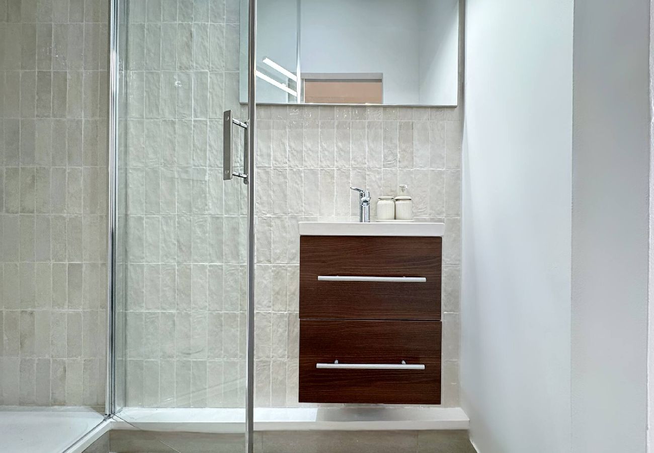 Appartement à Villeurbanne - Z3 🟦 FALSO