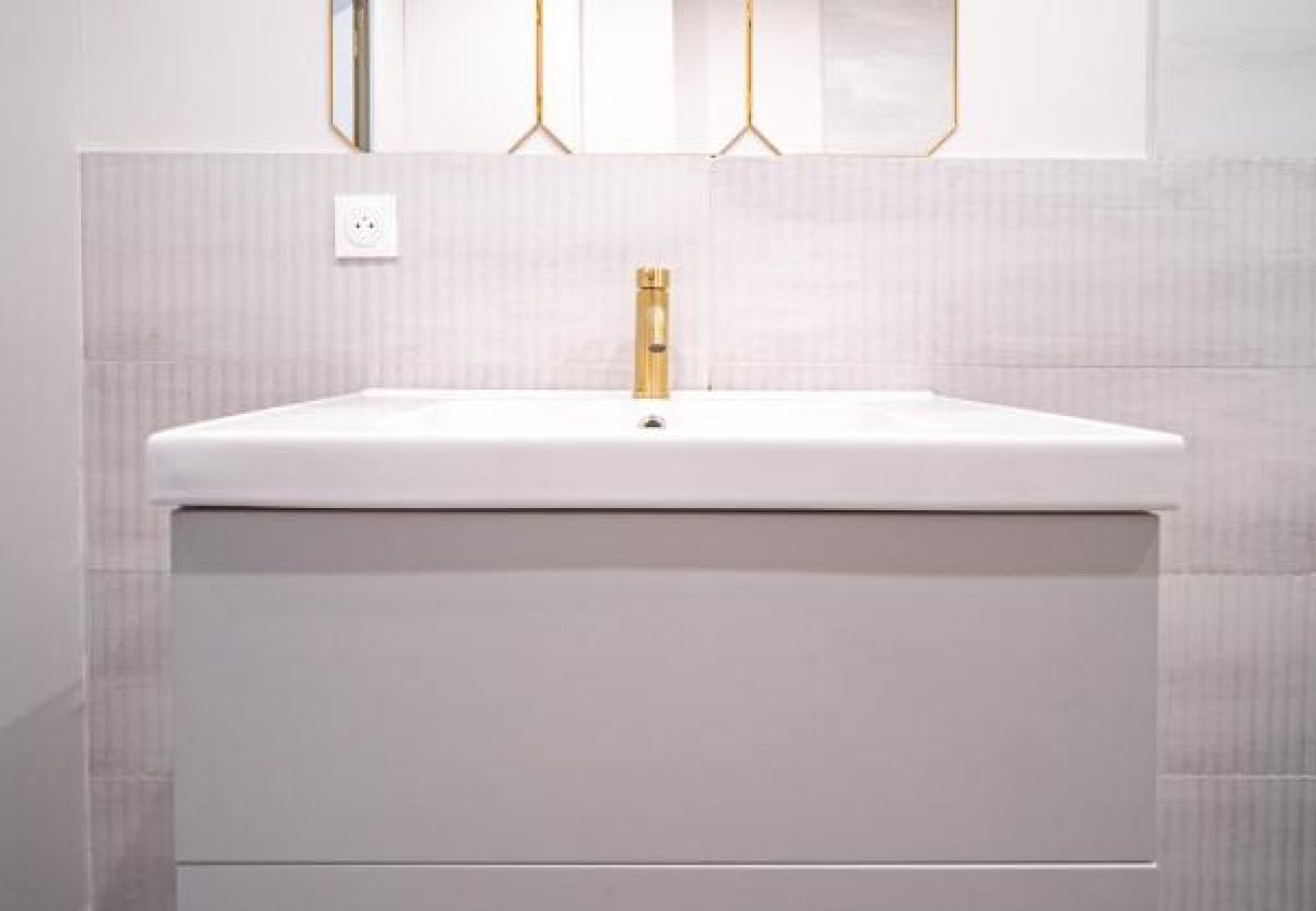 Appartement à Lyon - Z8 🟫 KAOLIN