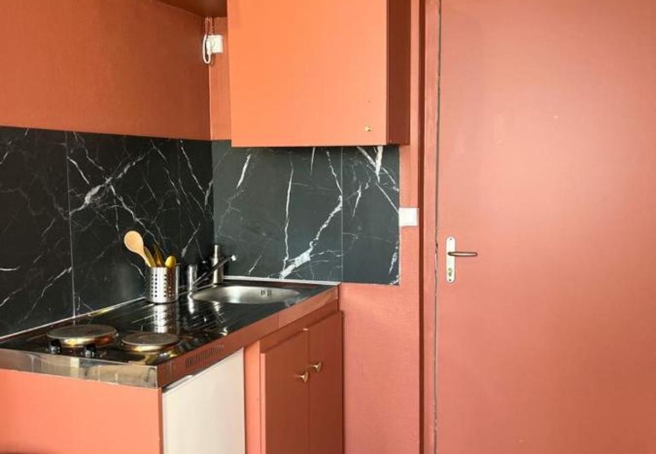 Appartement à Lyon - Z8 🟫PETRA
