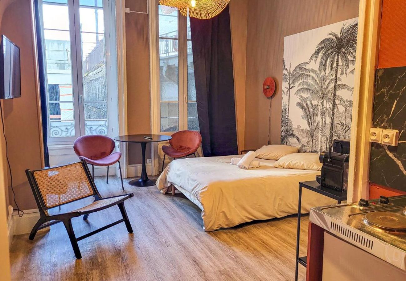 Appartement à Lyon - Z8 🟫PETRA