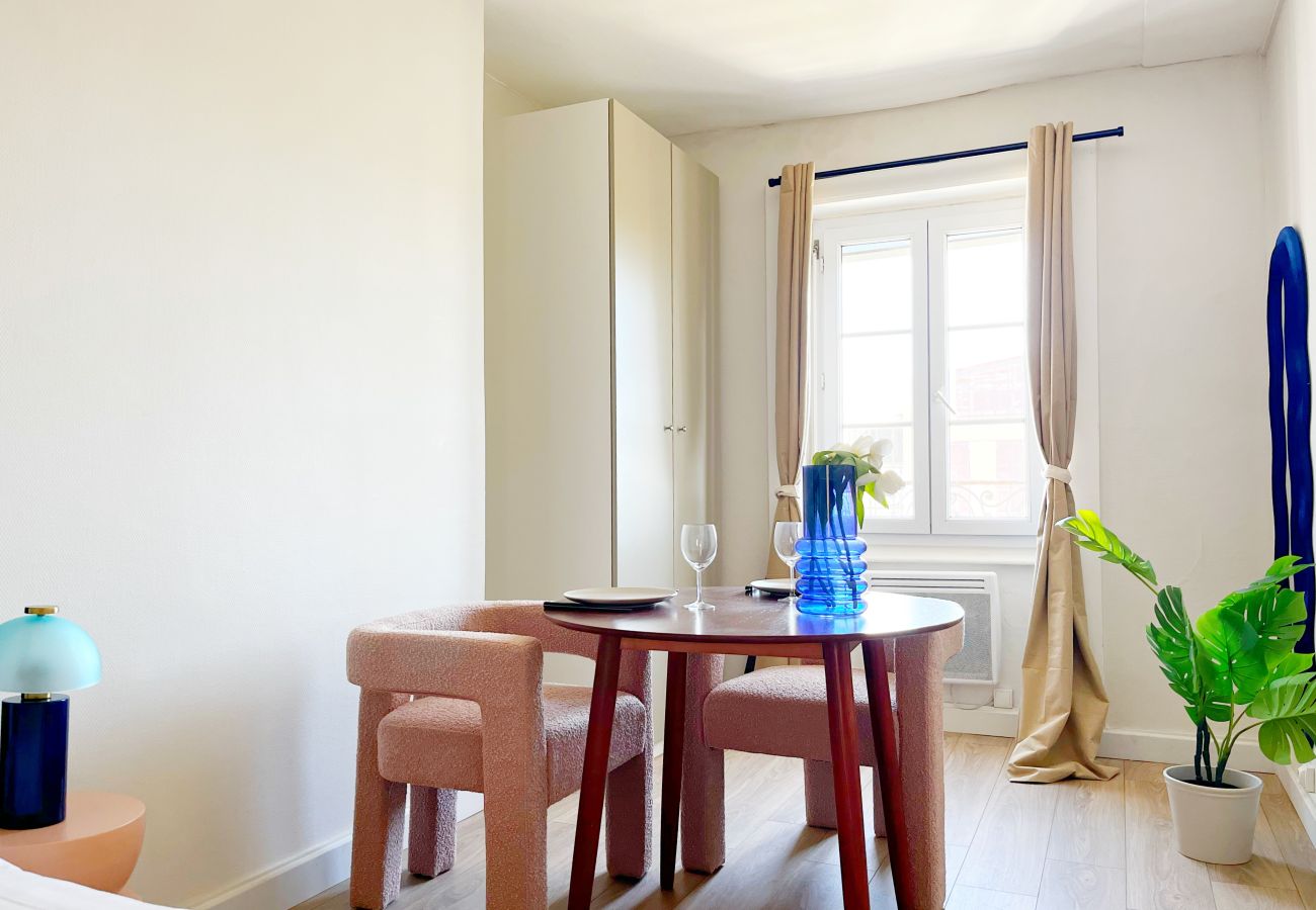 Appartement à Lyon - Z7 🟧  RADIA