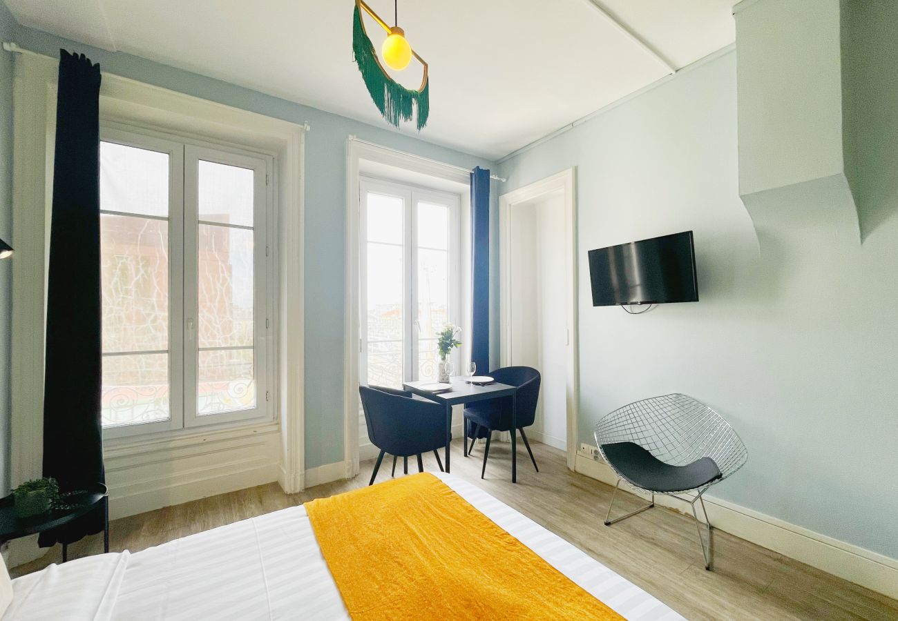 Appartement à Lyon - Z8 🟫 SKELLY