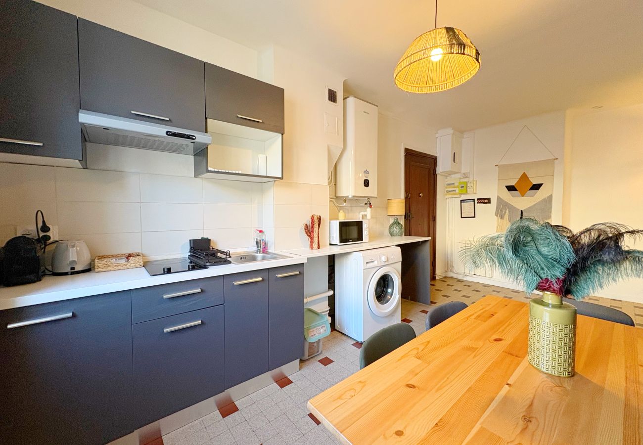 Appartement à Lyon - Z2 🟨 DOUNIA