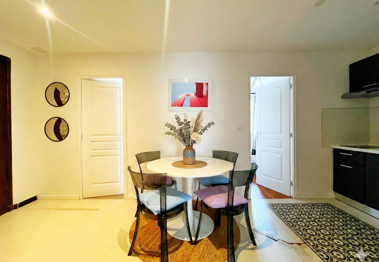 Appartement à Lyon - Z2 🟨 ALAMBRA 