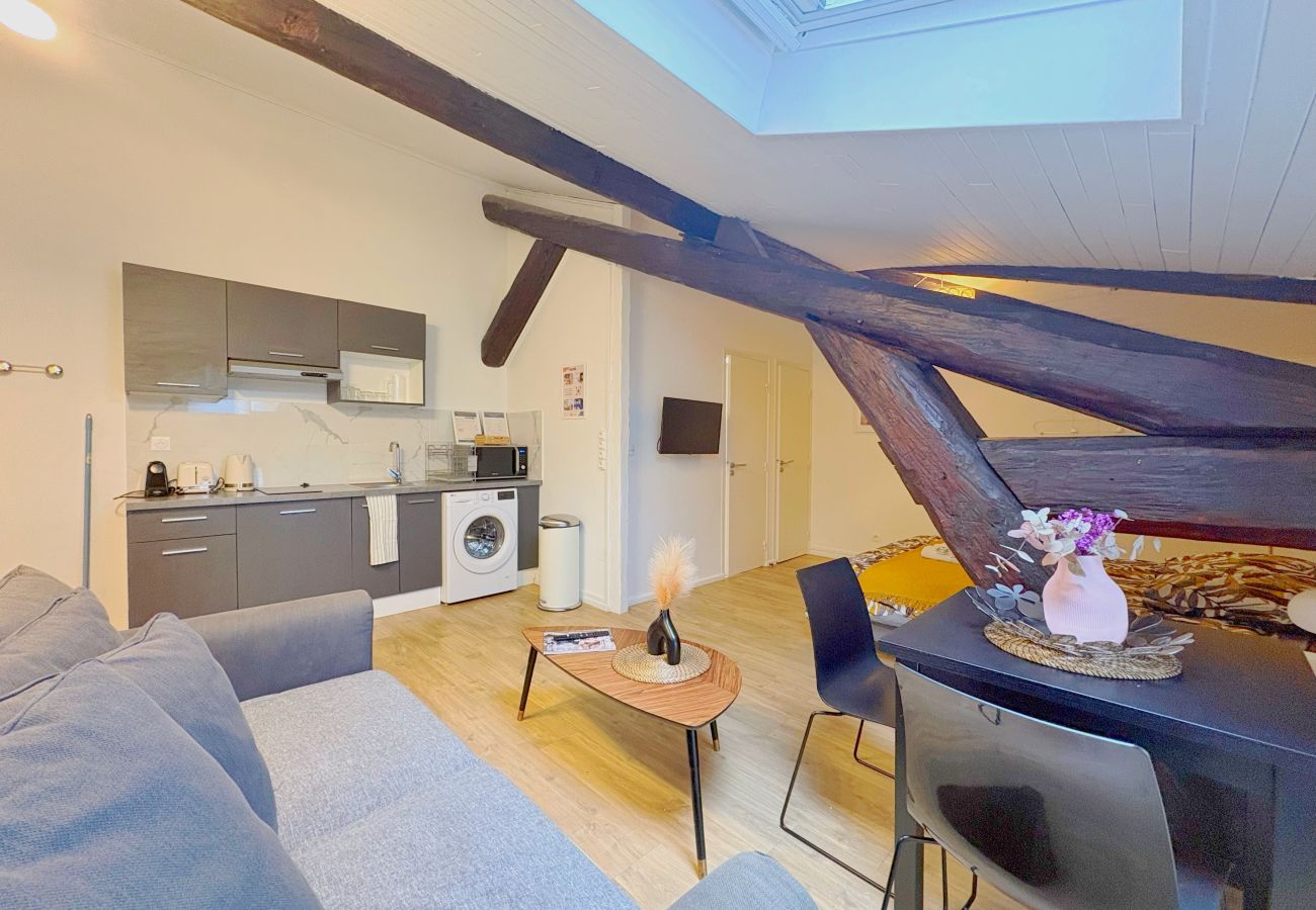 Appartement à Lyon - Z3 🟦 POLKA