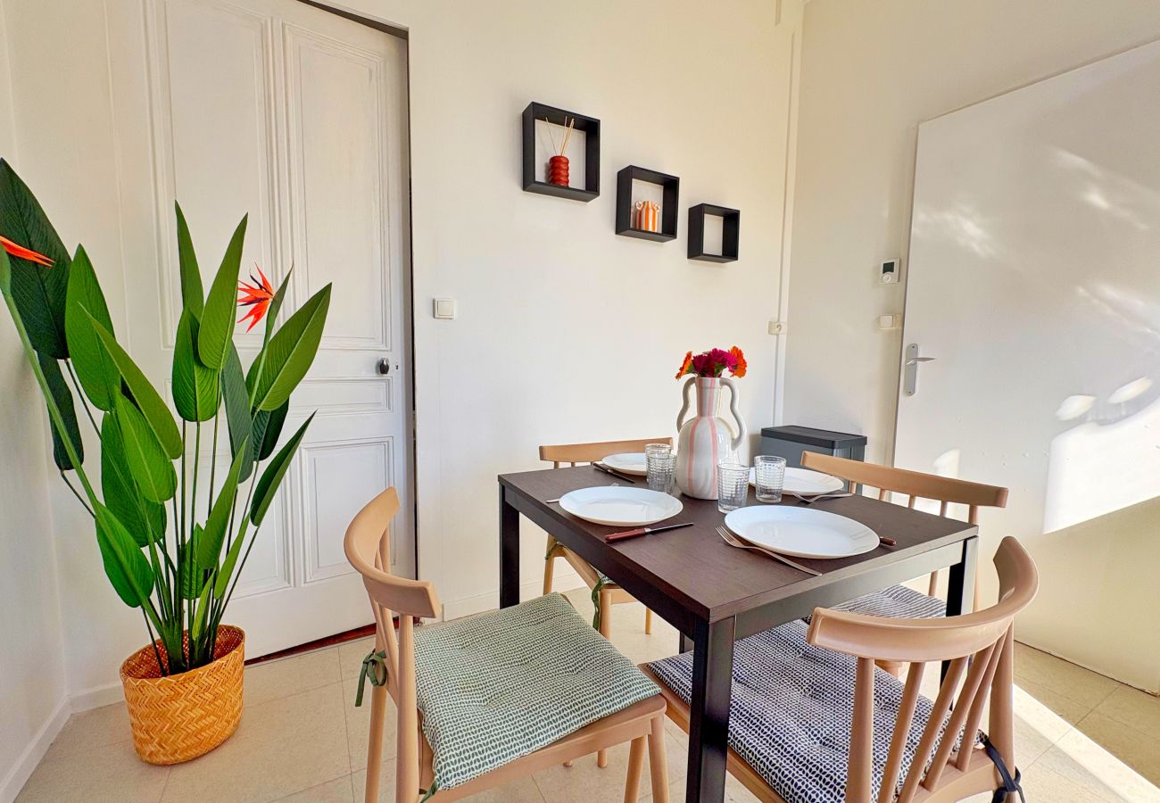 Appartement à Rhône - Z2 🟨 ARISTIDE