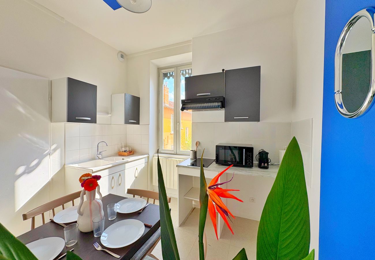Appartement à Rhône - Z2 🟨 ARISTIDE
