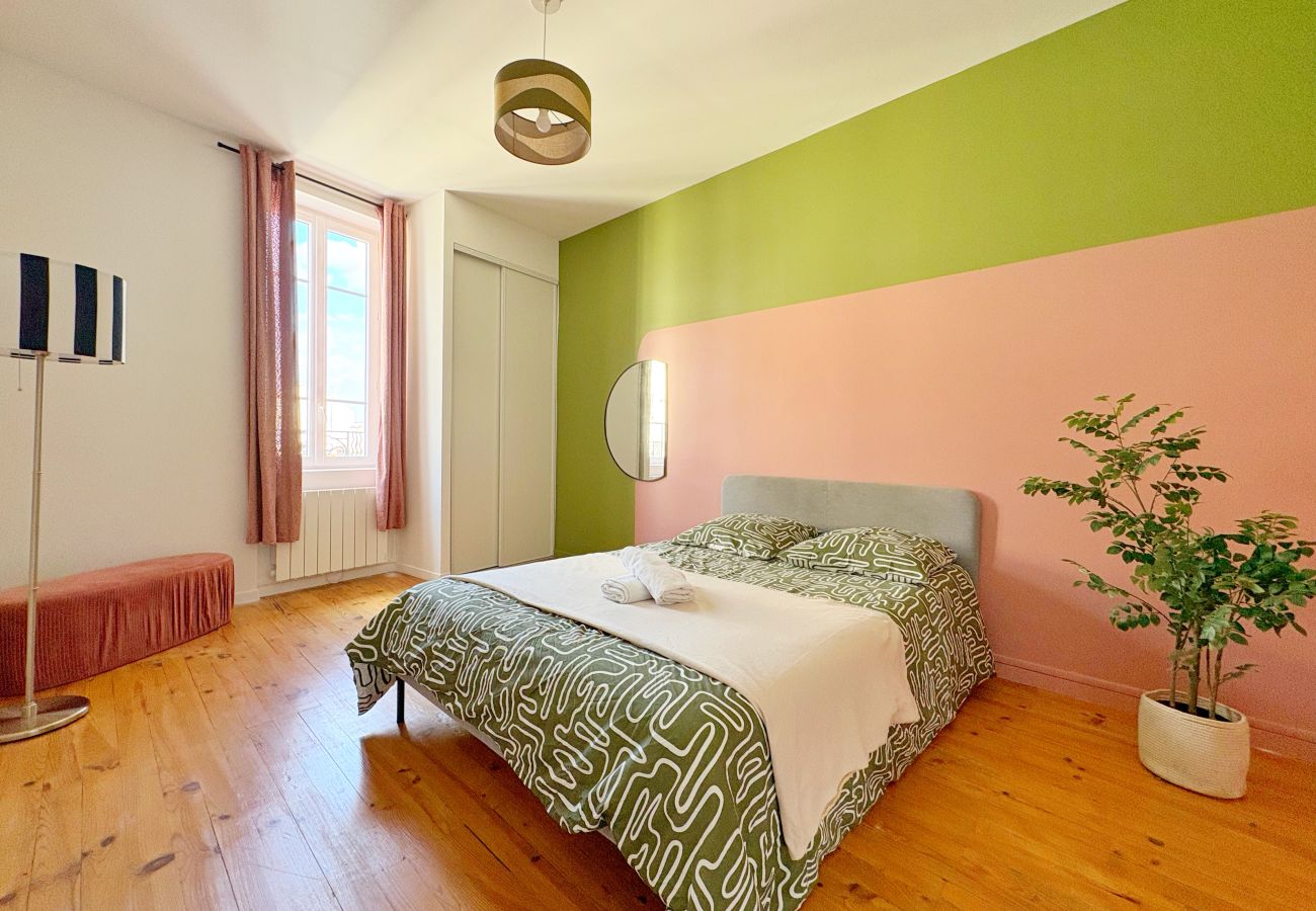 Appartement à Rhône - Z2 🟨 MAVERICK
