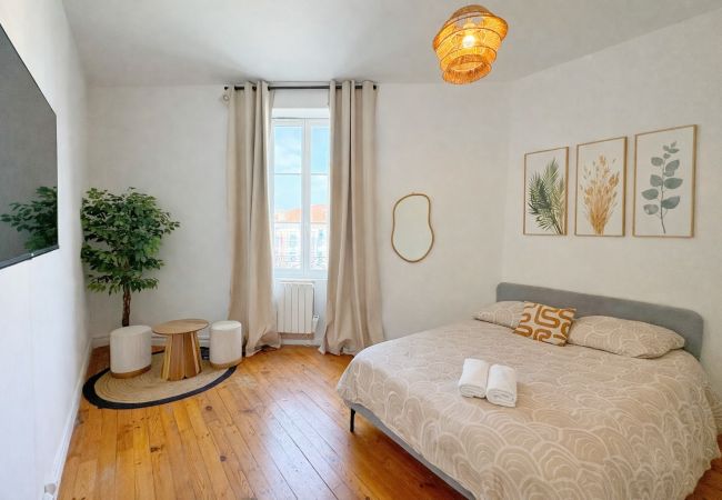 Appartement à Villeurbanne - Z2 🟨 CAMIZ
