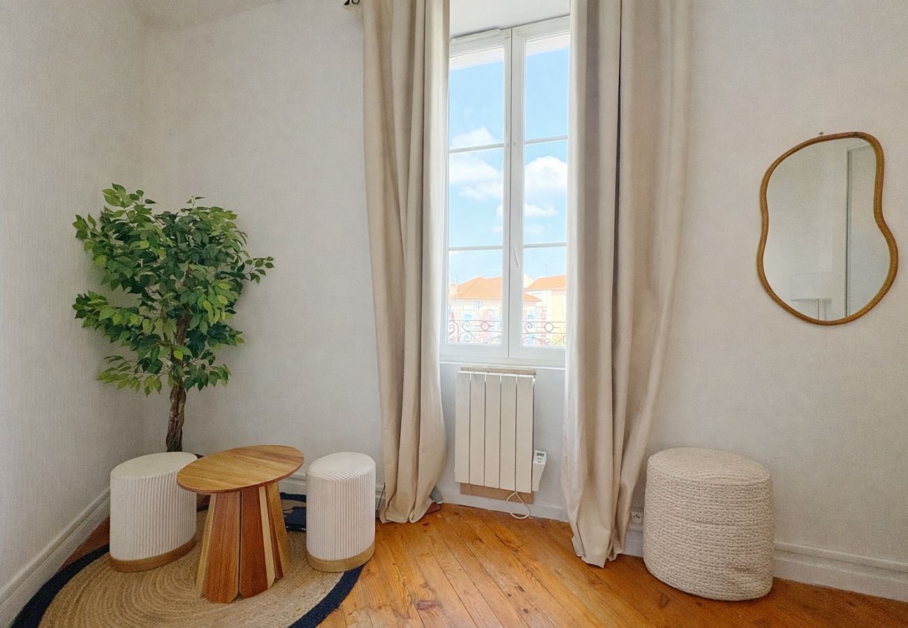 Appartement à Villeurbanne - Z2 🟨 CAMIZ