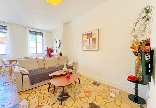 Appartement à Lyon - Z4 🟪 SONGOR