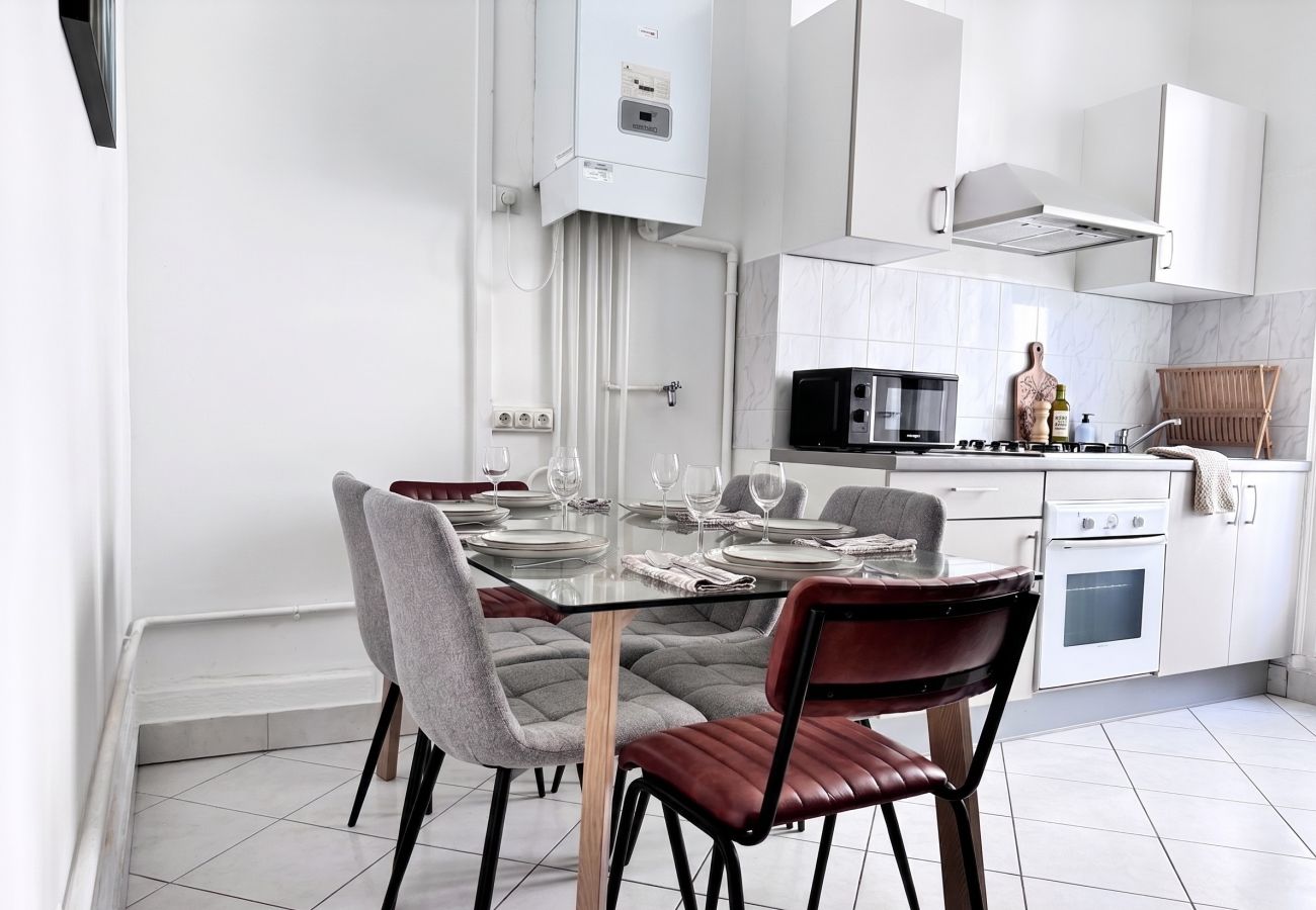 Appartement à Lyon - Z6 🟩 MERENGUE