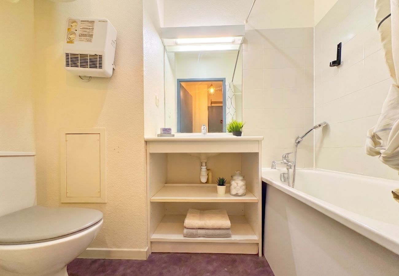 Appartement à Villeurbanne - Z3 🟦 COLETTE