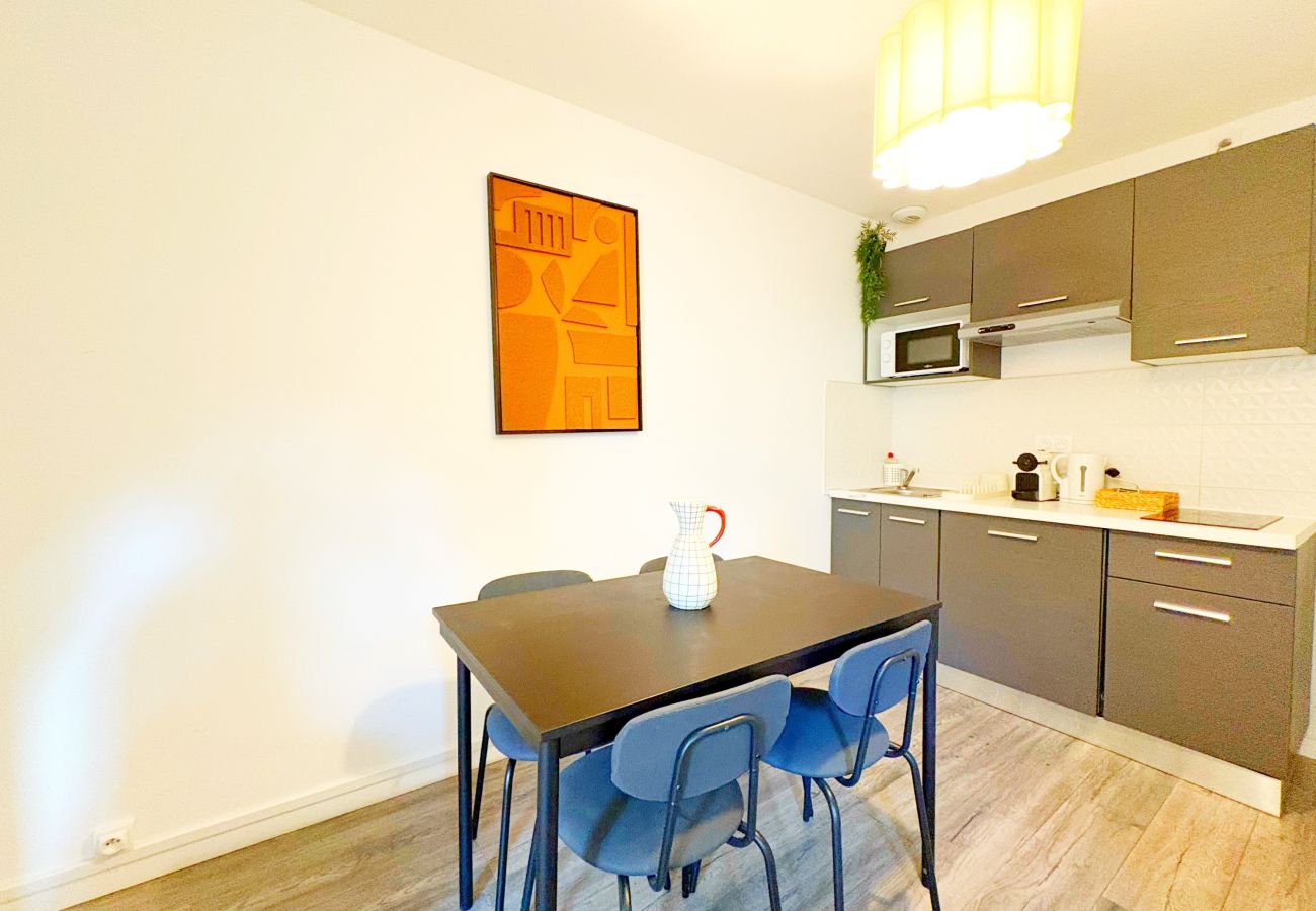 Appartement à Lyon - Z4 🟪 CLARK