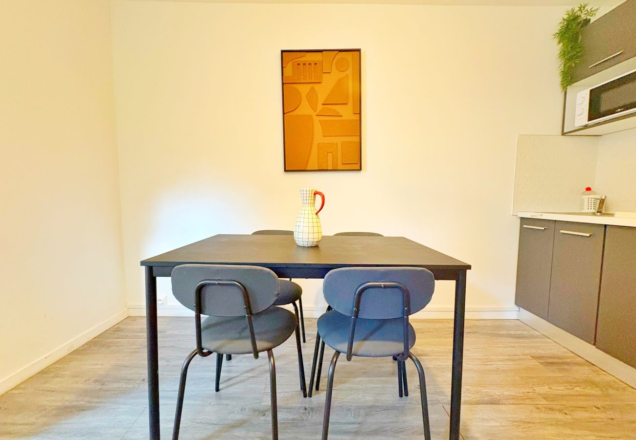 Appartement à Lyon - Z4 🟪 CLARK
