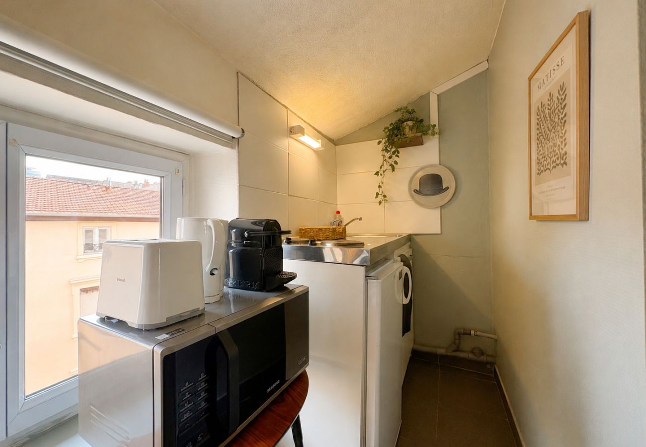 Appartement à Lyon - Z3 🟦 JOTA