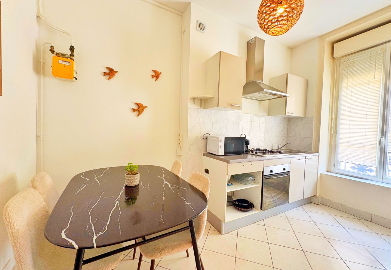 Appartement à Lyon - Z6 🟩 CINNABAR
