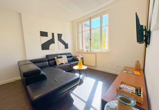 Appartement à Bron - Z5 🟥 YARRA