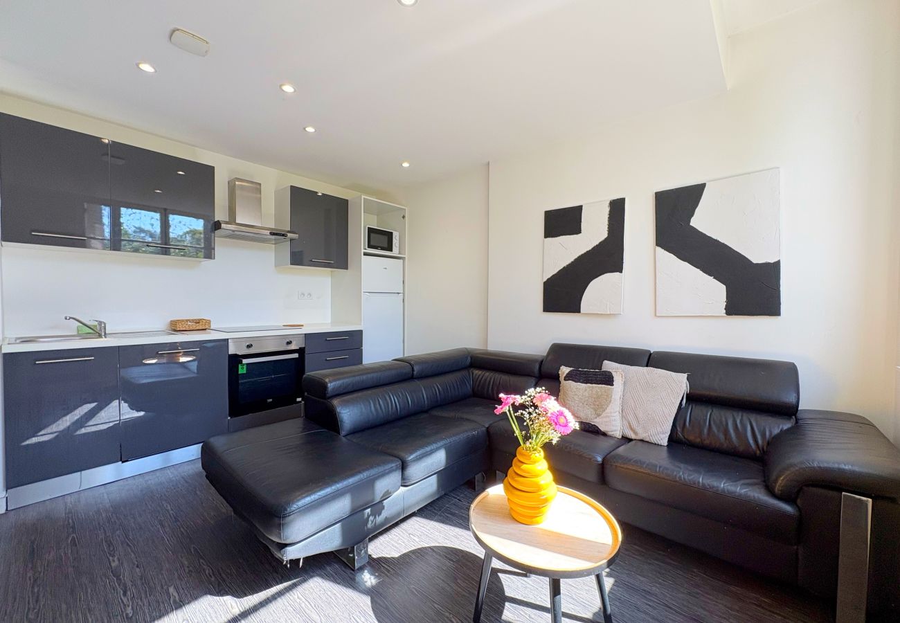 Appartement à Bron - Z5 🟥 YARRA