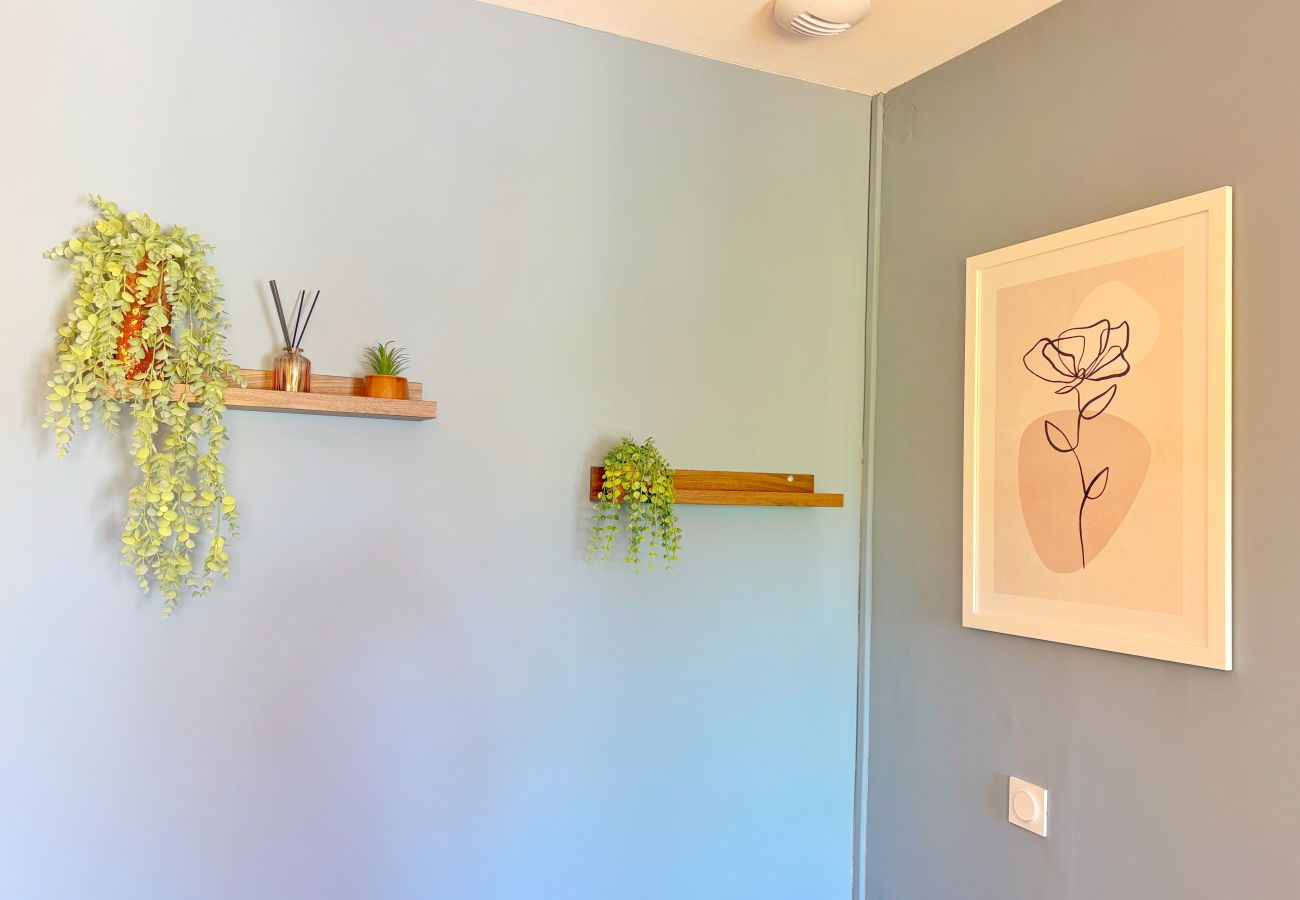 Appartement à Champagne-au-Mont-d´Or - Z5 🟥 CALLIOPE