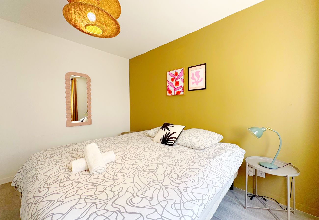 Appartement à Villeurbanne - Z2 🟨 PRISCILLA