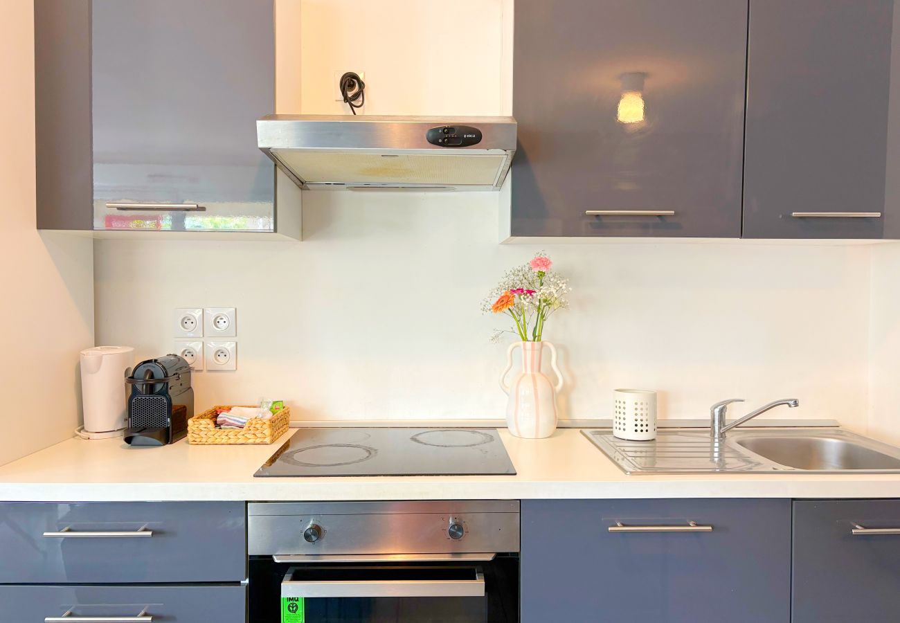 Appartement à Villeurbanne - Z2 🟨 PRISCILLA