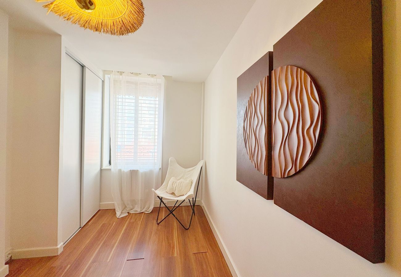 Appartement à Lyon - Z4 🟪 DONUT