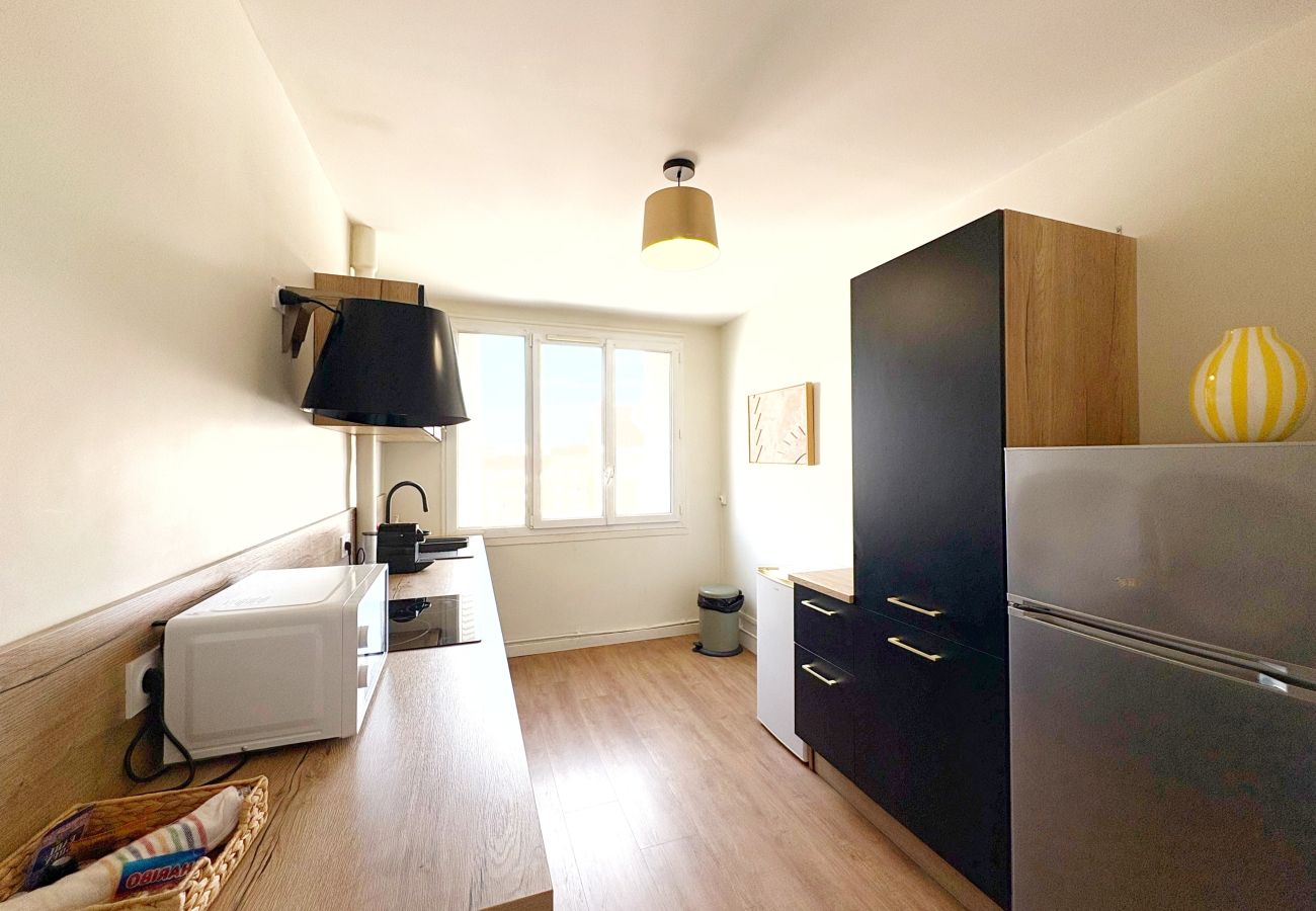Appartement à Villeurbanne - Z2 🟨 DAIQUIRI