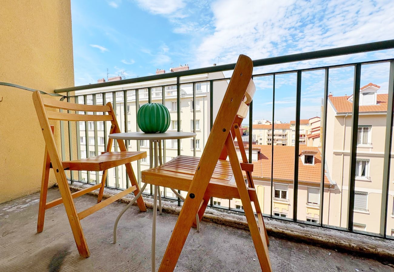 Appartement à Villeurbanne - Z2 🟨 DAIQUIRI