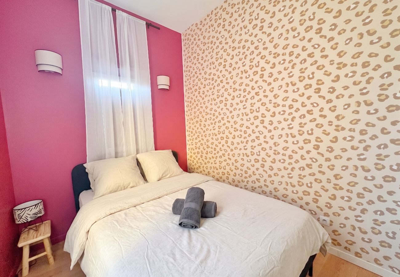 Appartement à Lyon - Z5 🟥 WUTAI