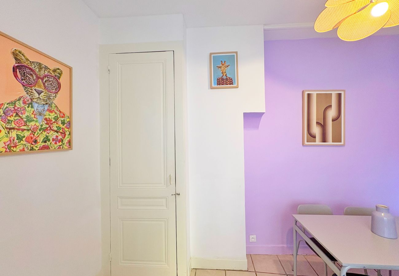 Appartement à Lyon - Z5 🟥 WUTAI