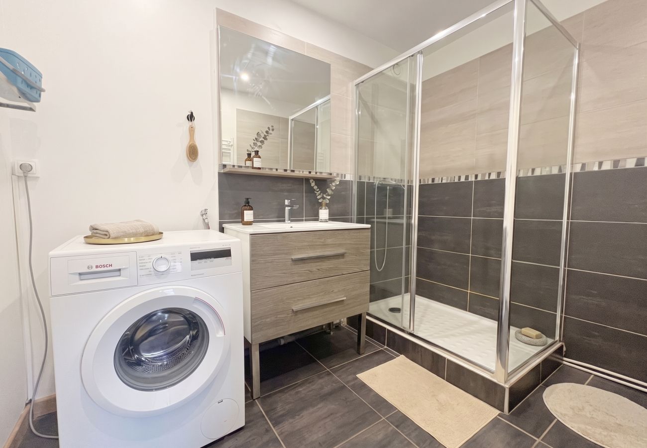 Appartement à Villeurbanne - Z3 🟦 BASTIDE