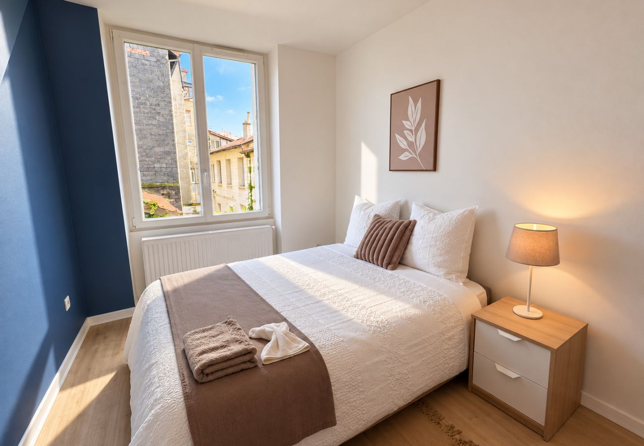Appartement à Saint-Etienne - ΩΩ SOLANA
