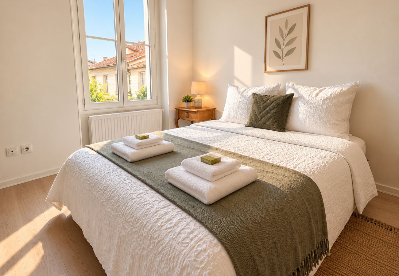 Appartement à Saint-Etienne - ΩΩ SOLANA